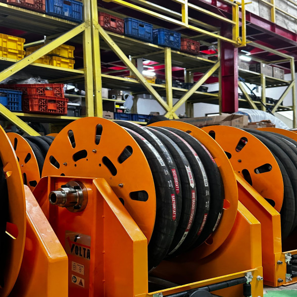 VOLTA VT40 FUEL HOSE REEL 1 1/2 INCH